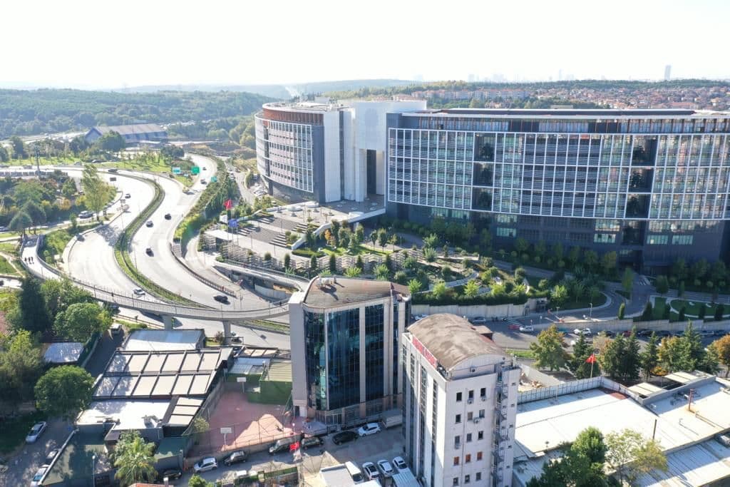 Temiz ve Düzenli Çamaşırhane Detayı